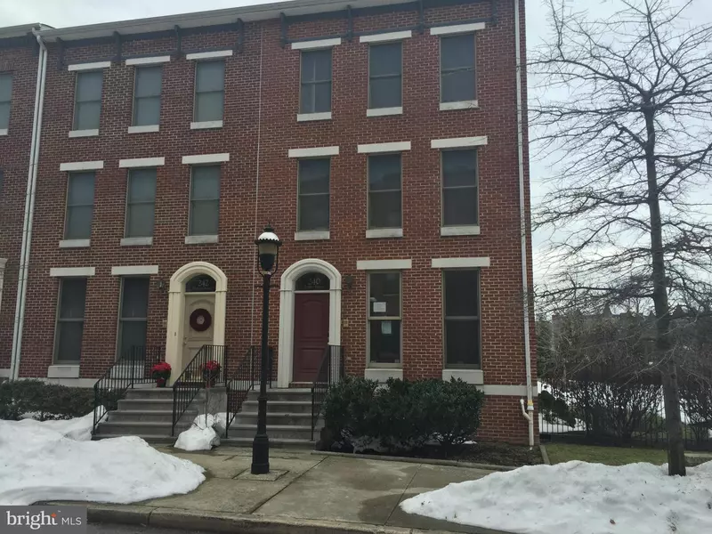 240 ROBERT ST, Baltimore, MD 21217