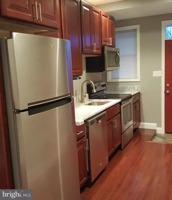 Baltimore, MD 21218,1903 BARCLAY ST