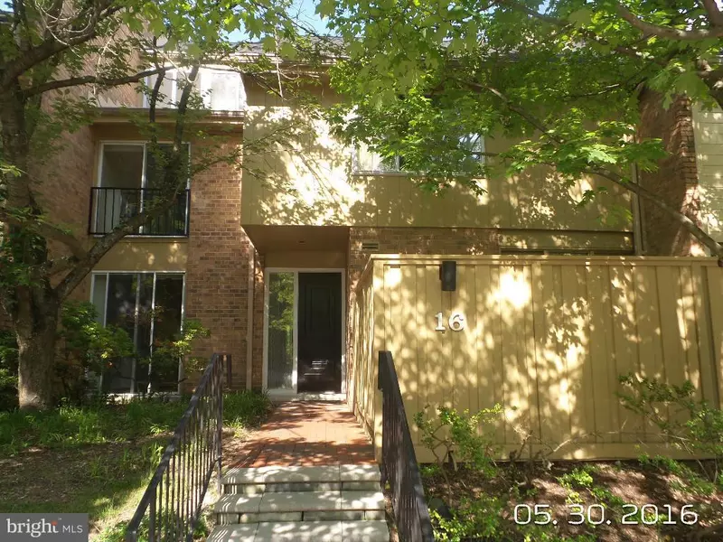 16 ROLAND MEWS #R116, Baltimore, MD 21210