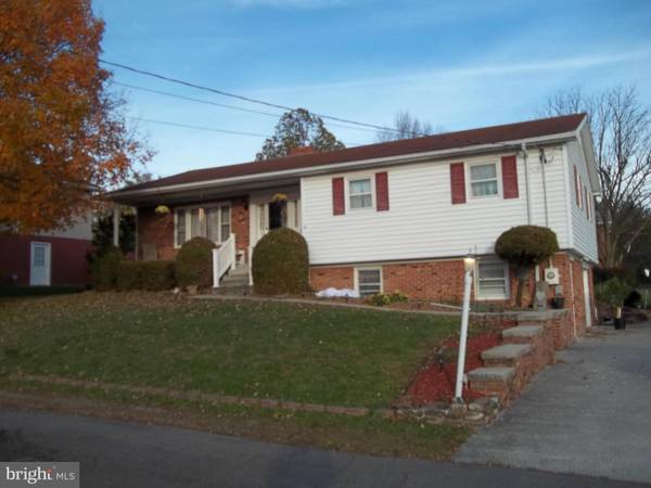 23 OURS ST, Petersburg, WV 26847