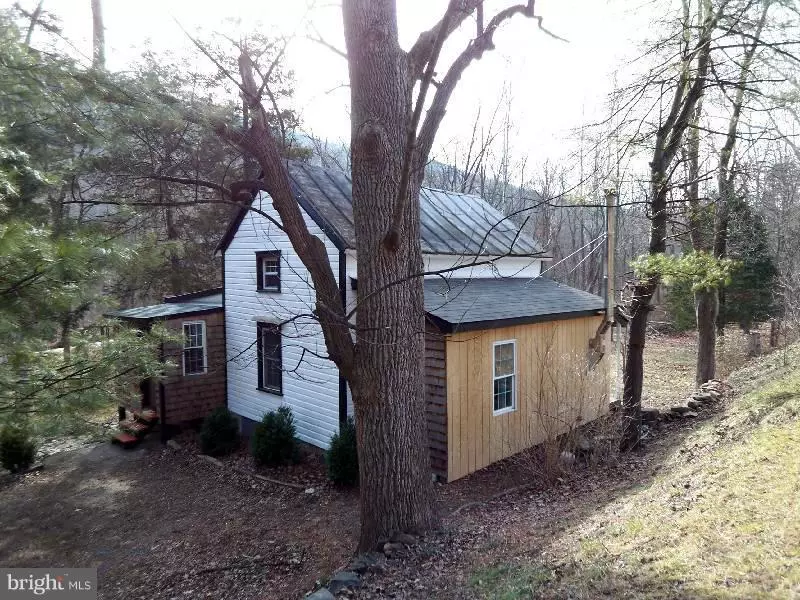 6485 CACAPON, Great Cacapon, WV 25422