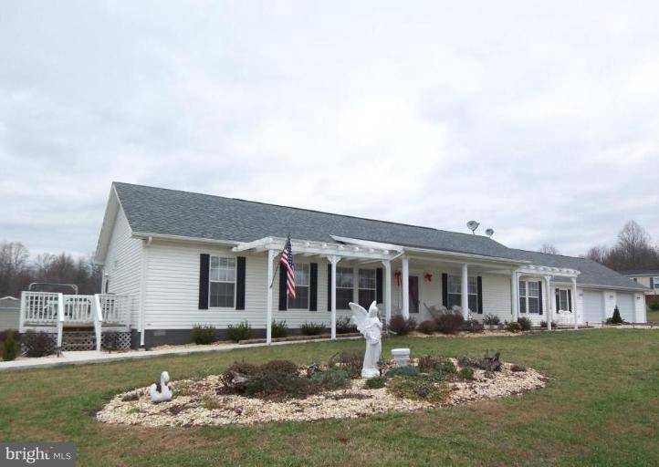 27 WILDROSE CT, Hedgesville, WV 25427