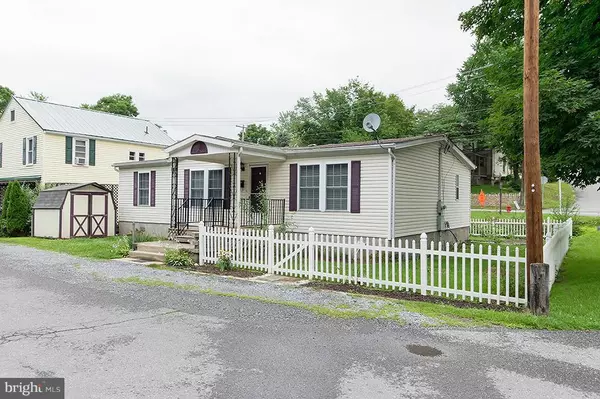 Berkeley Springs, WV 25411,107 BISER ST