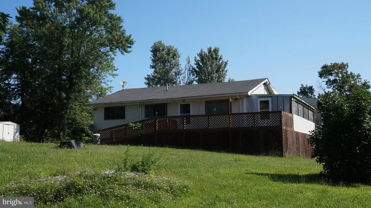 Berkeley Springs, WV 25411,122 MARLIN WAY