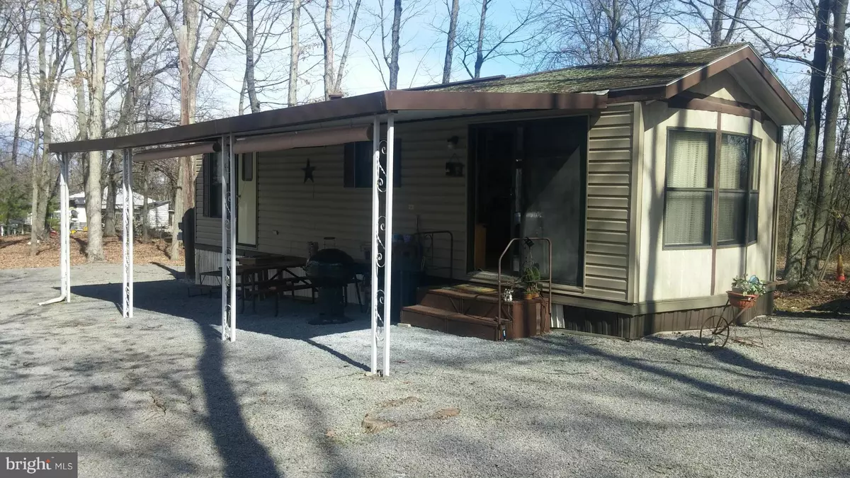 Berkeley Springs, WV 25411,2453 CACAPON RD W