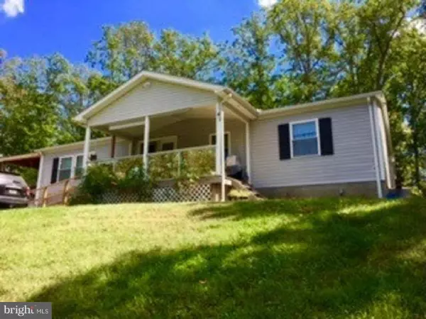 1044 SPIELMAN, Berkeley Springs, WV 25411