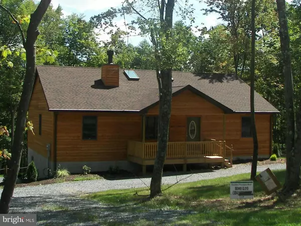 Berkeley Springs, WV 25411,61 KEY OAK LN