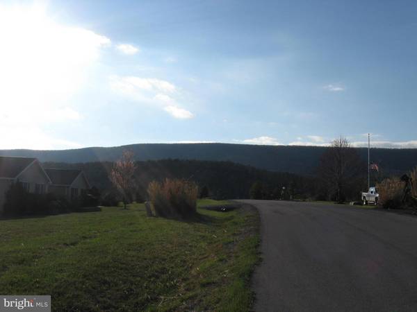 PRADO WAY, Berkeley Springs, WV 25411