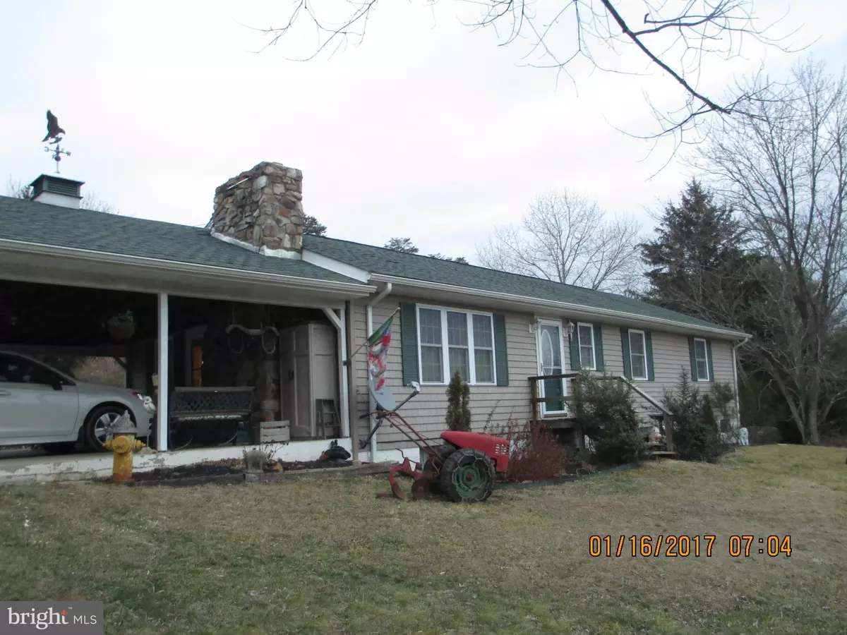 Berkeley Springs, WV 25411,20 DELAWDER LN