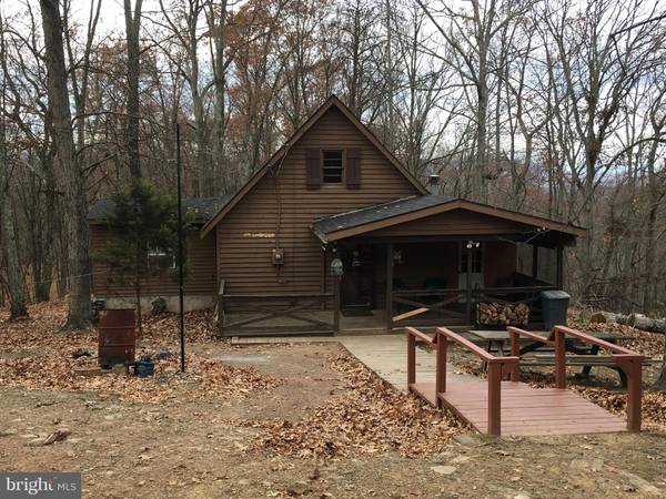 170 KEITH LN, Great Cacapon, WV 25422