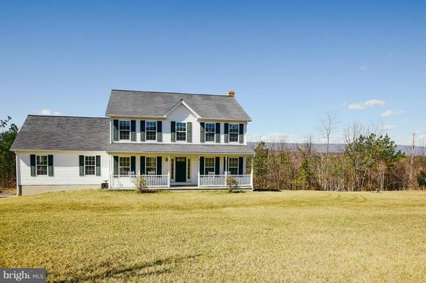 11086 WINCHESTER GRADE RD, Berkeley Springs, WV 25411