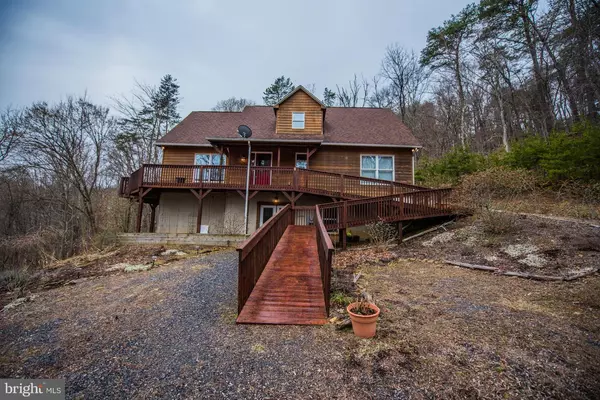 Berkeley Springs, WV 25411,586 CREEK VIEW LANE