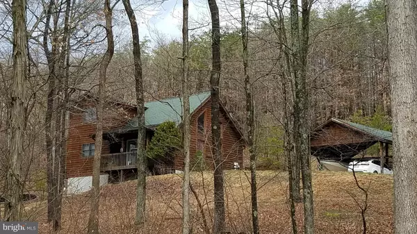 Berkeley Springs, WV 25411,99 ROSEWOOD LN