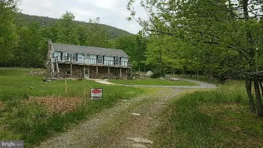 Berkeley Springs, WV 25411,221 ZEBRA LN