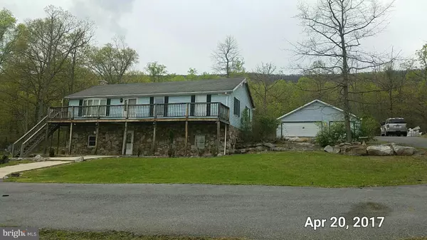 Berkeley Springs, WV 25411,221 ZEBRA LN