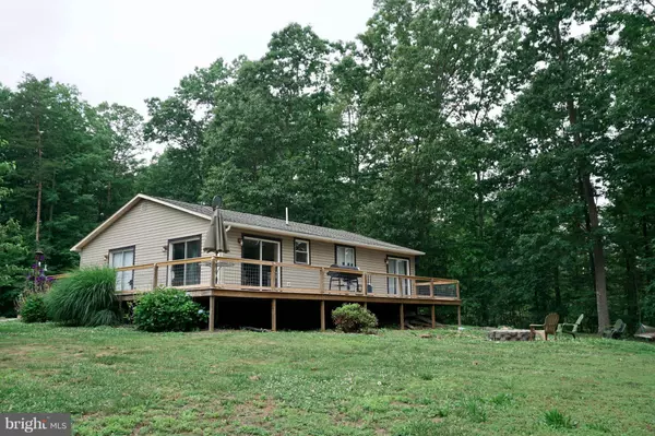 Hedgesville, WV 25427,330 SUNRIDGE RD