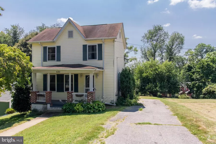 620 E ST E, Brunswick, MD 21716