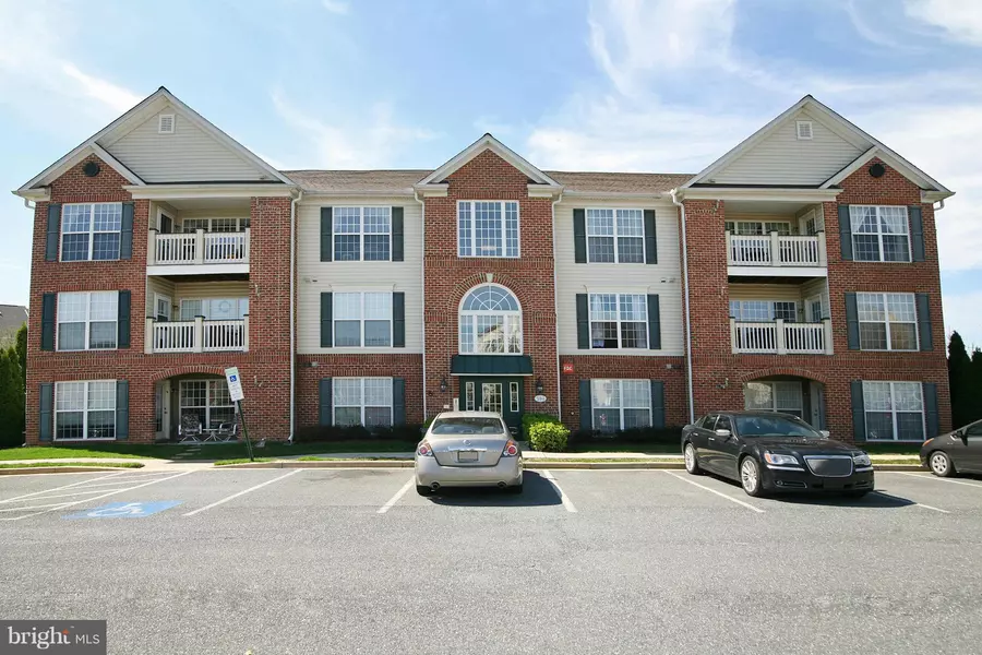 594 CAWLEY DR #73B, Frederick, MD 21703