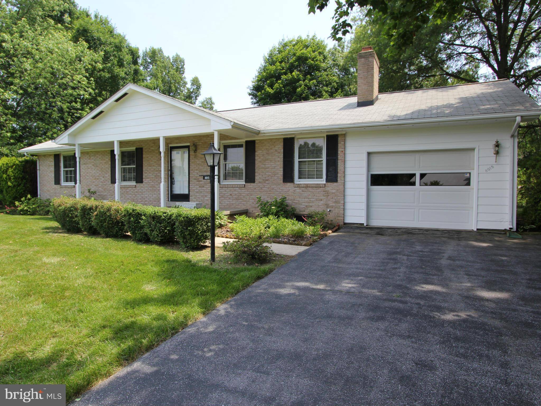 8015 MEADOWVIEW DR, Frederick, MD 21702