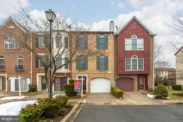 32 VICTORIA SQ, Frederick, MD 21702