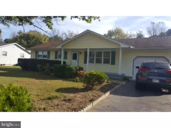 807 CHAPEL DR, Vineland, NJ 08361