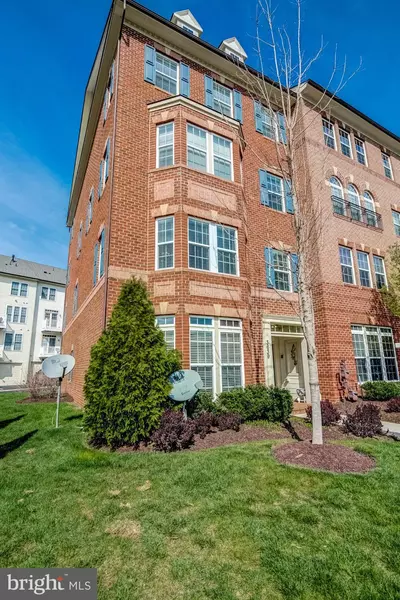 3639 SPRING HOLLOW LN #3639, Frederick, MD 21704