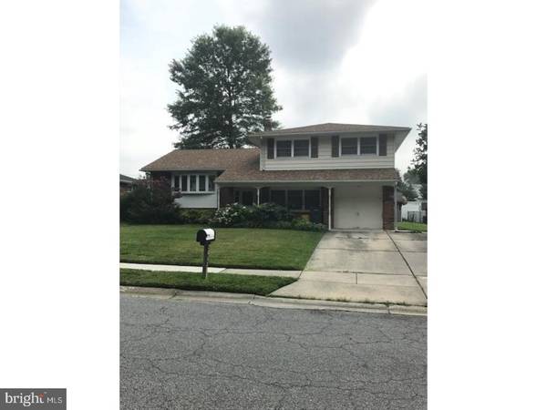 2643 WHITMAN DR, Wilmington, DE 19808