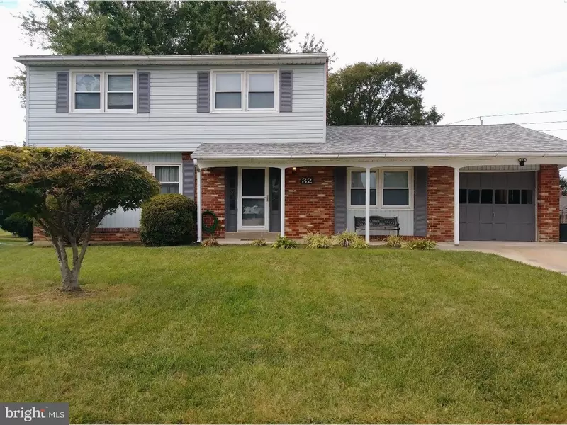 32 WHITE CLAY CRES, Newark, DE 19711