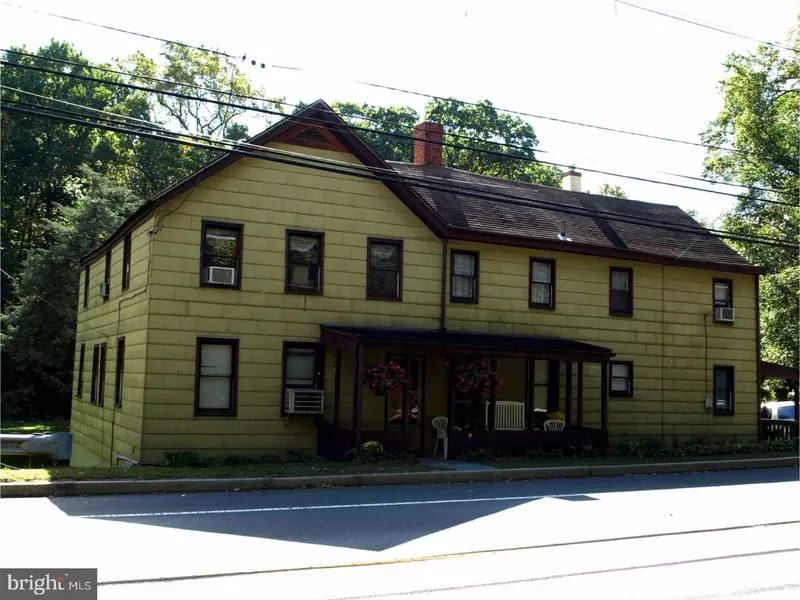 82 PARK ST, Bordentown, NJ 08505