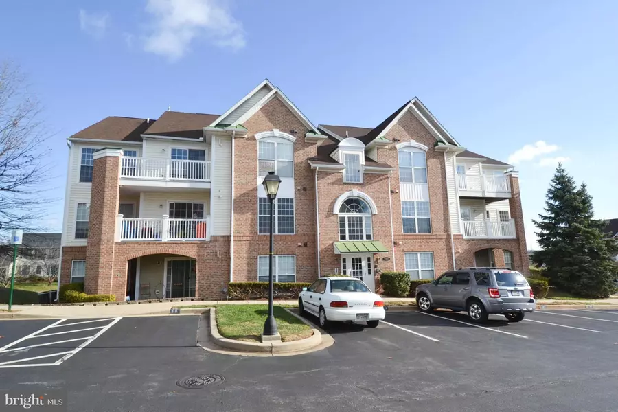 2103 WAYSIDE DR #2D, Frederick, MD 21702