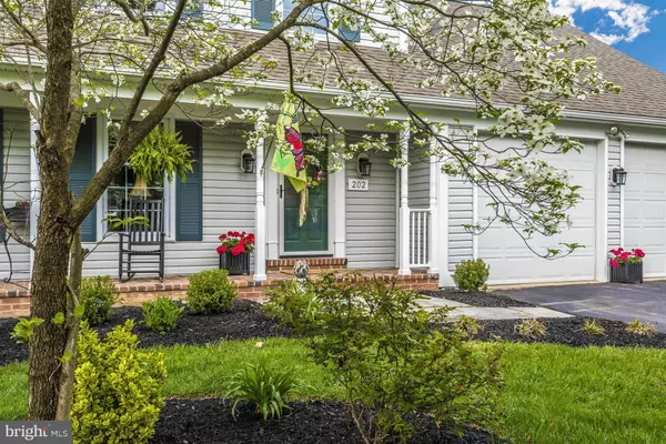 Mount Airy, MD 21771,202 HERITAGE FARM DR