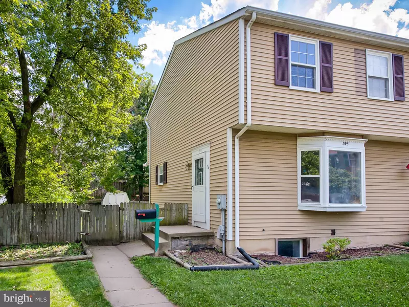 395 W THORNHILL PL, Frederick, MD 21703