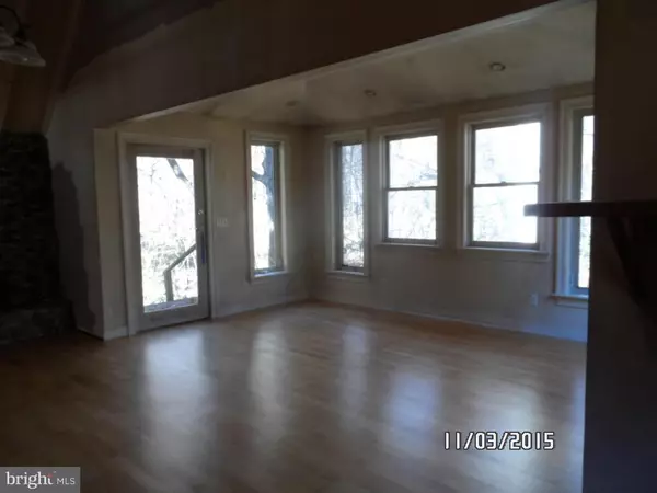 Stanardsville, VA 22973,552 DOGWOOD DR