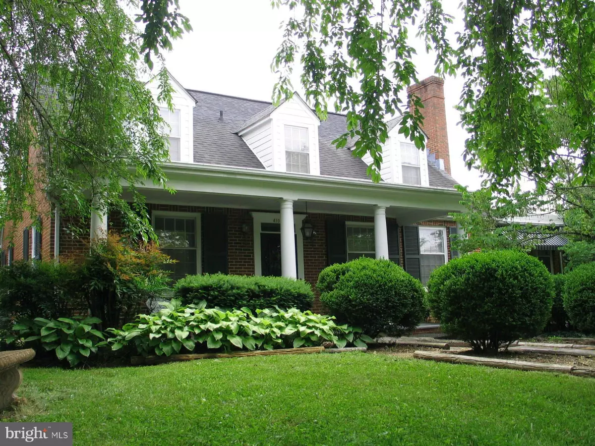 Stanardsville, VA 22973,410 MAIN ST