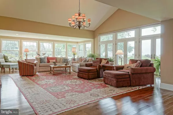 Cambridge, MD 21613,611 HILLS POINT RD