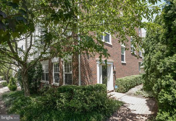 5464 PATUXENT KNOLL PL, Alexandria, VA 22312