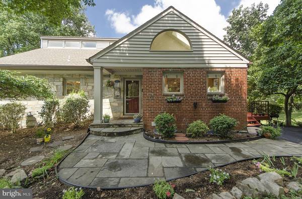 3062 VALLEY LN, Falls Church, VA 22044