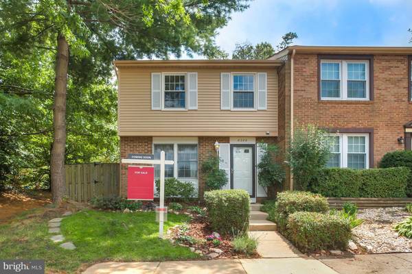 8289 BARK TREE CT, Springfield, VA 22153