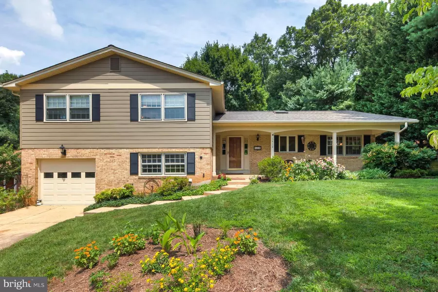 1412 CLAVES CT, Vienna, VA 22182