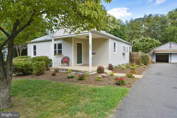 2851 FAIRMONT ST, Falls Church, VA 22042