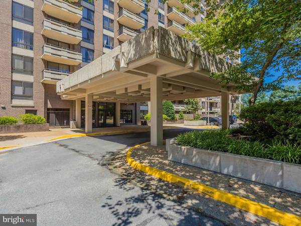 1808 OLD MEADOW RD #1206, Mclean, VA 22102