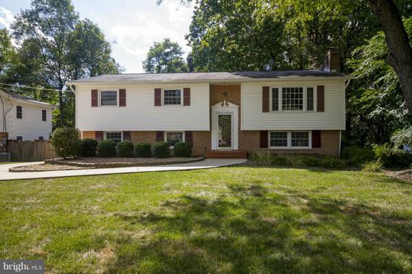 5612 EDGEMONT DR, Alexandria, VA 22310