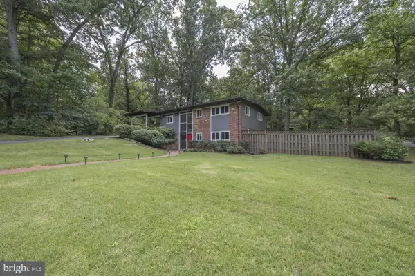 7531 PARISH LN, Falls Church, VA 22042