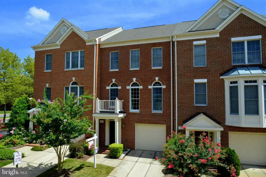 4139 KENTMERE SQ, Fairfax, VA 22030