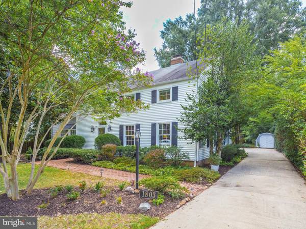 1803 SHERWOOD HALL LN, Alexandria, VA 22306