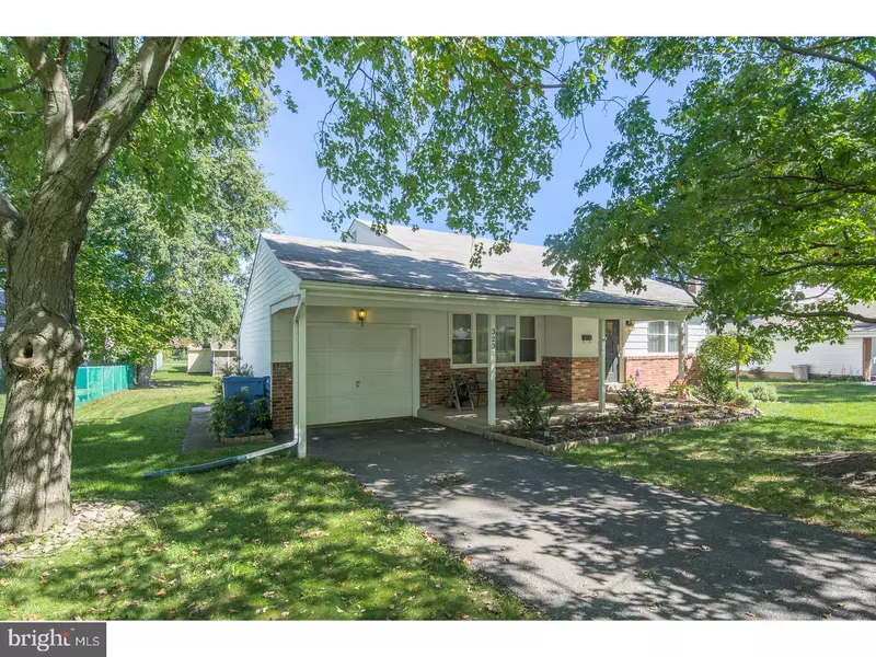 323 JUNIPER DR, Cherry Hill, NJ 08003