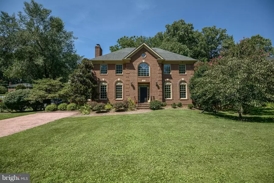 1658 VALLEY AVE, Mclean, VA 22101