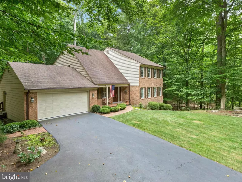 5936 INNISVALE DR, Fairfax Station, VA 22039