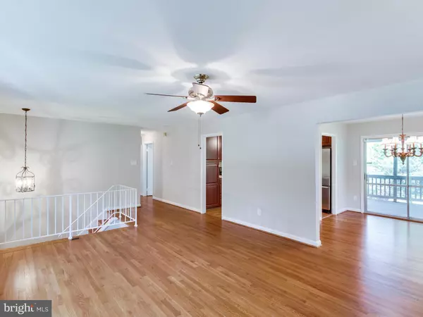 Alexandria, VA 22315,5723 MARBLE ARCH WAY