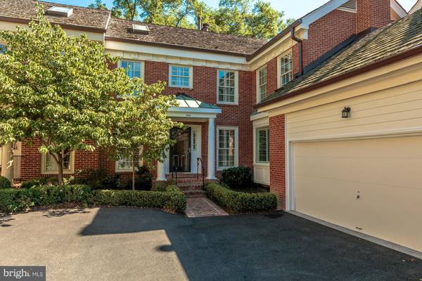 7252 EVANS MILL RD, Mclean, VA 22101